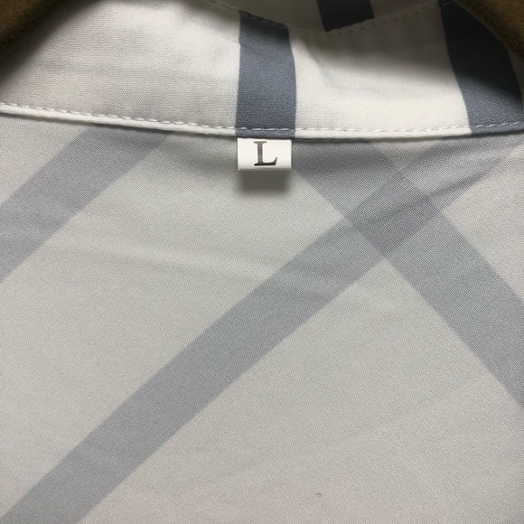 🖤🤍WHITE & GRAY Plaid Blouse🤍🖤 - Picture 4 of 5